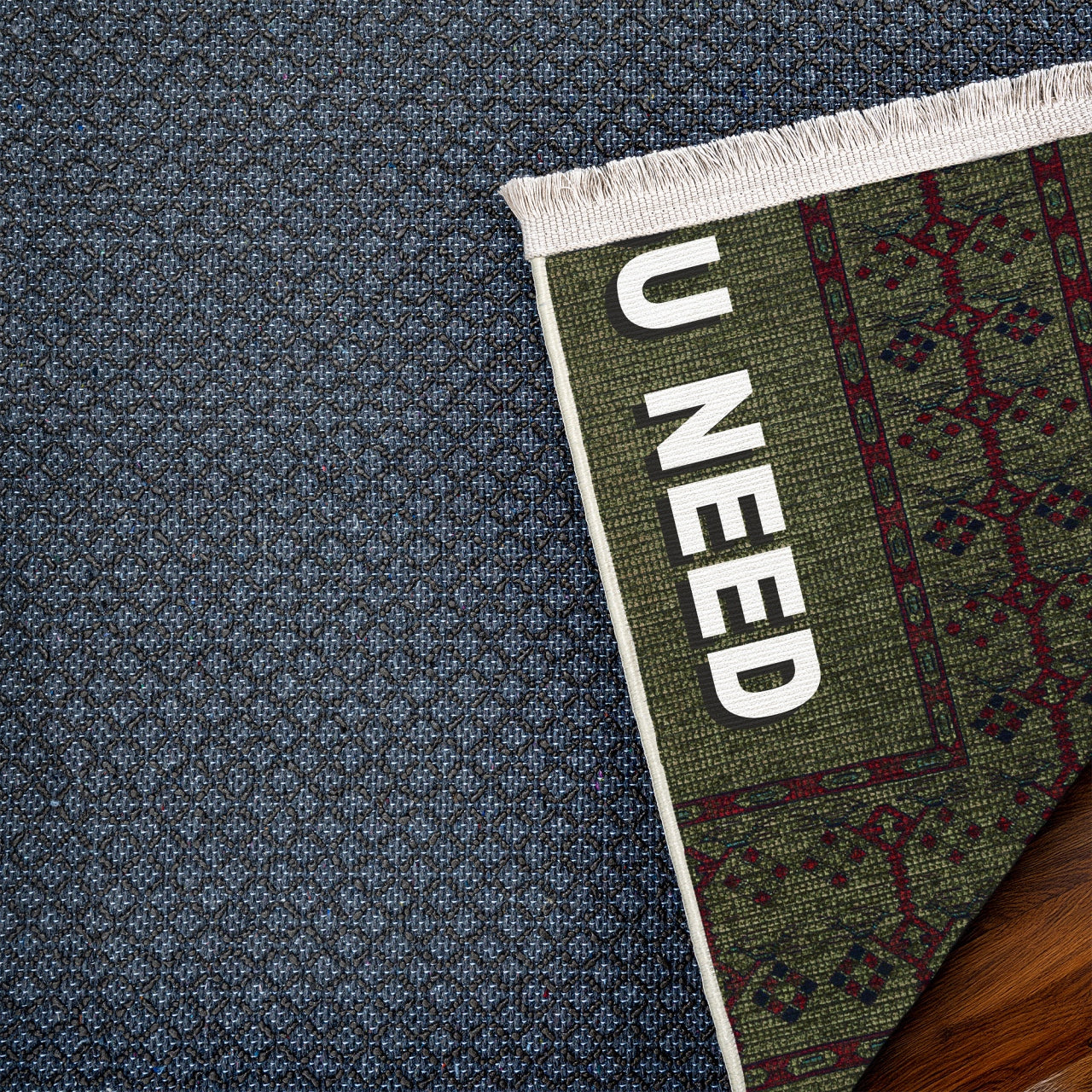 All You Need Is Love Kaymaz Tabanlı Yıkanabilir Halı